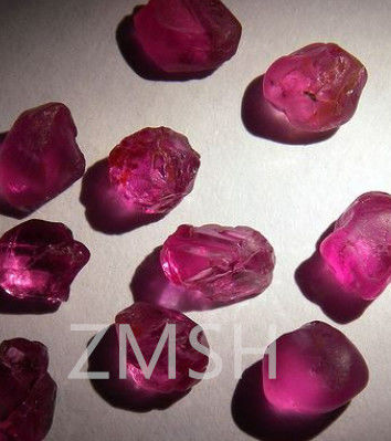 뜨거운 분홍색 FL 등급 실험실 제작 사파이어 원재석 모스 강도 9 다이아몬드