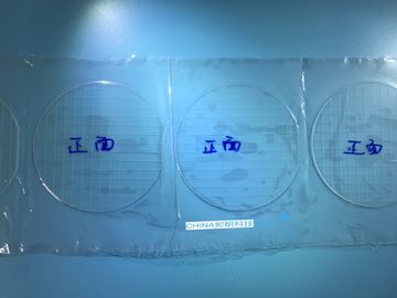 10x10/7x7mm 과학적인 실험실 장비 사파이어 유리제 레이저 절단 사진기 방어적인 렌즈