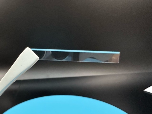 좋은 가격 Al2O3 단일 결정 사파이어 글라스 면도날 의학 날카롭고 닦은 38x4.5x0.3mmt 온라인으로
