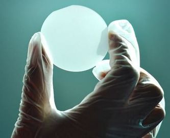 좋은 가격 5x5/10x10 Mm 갈륨 질화물 웨이퍼 HVPE는 산업 서 있는 칩 템플렛을 해방합니다 온라인으로