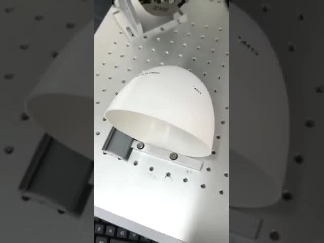 Compact Fiber Laser Marking Machine Clean Maintenance Free Marking